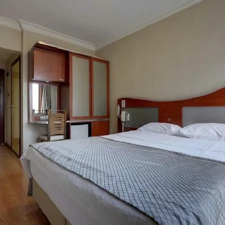 Hotel Elegances Heykel Bursa